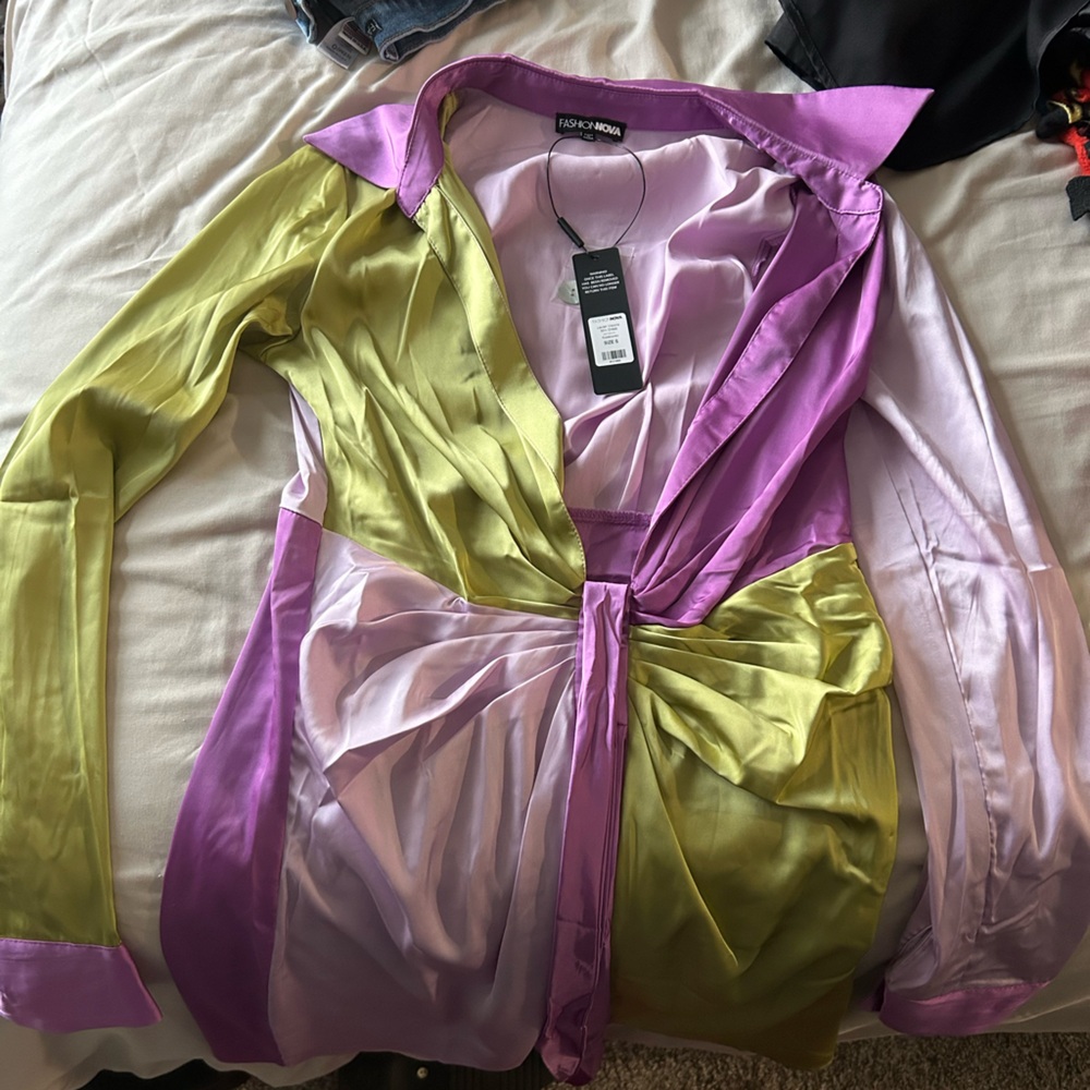 Colorful Women's Intimate Robe - Picture 2 of 3